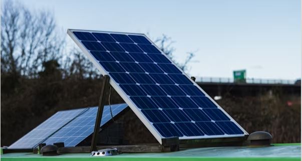 Selecting Your Solution for power: Key Considerations for Ontario Solar Installation 1 Selecting Your Solution for power: Key Considerations for Ontario Solar Installation