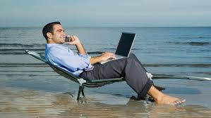 Should Digital Nomads Choose a Foreign Insurance Company or Local Provider?