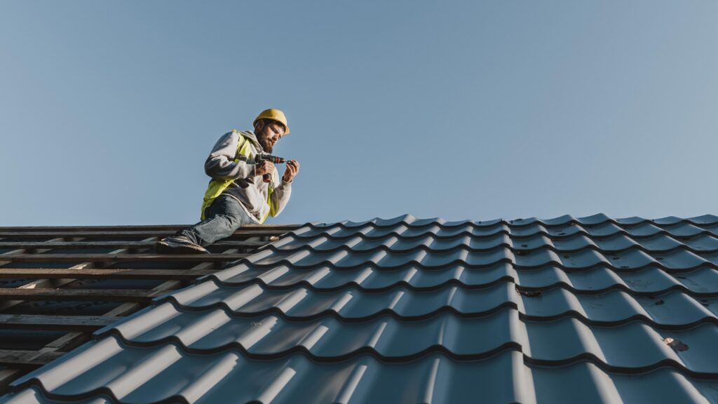 Roof Repair: Why Acting Quickly Saves Money and Protects Your Home