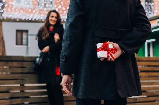 Why Corporate Gifts in UAE Are More Than Just Tokens of Appreciation